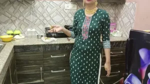 Indian Punjabi Ma putt new Desi chudai full gaaliyan Punjabi full HD Desi sardarni stepmom fucked with big cock bund Mari in Kitchen Punjabi audio